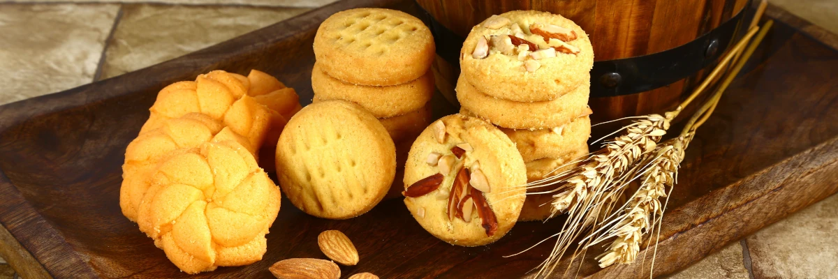 Alcuni biscottini lavorati. I cookie non sono solo una specialità da forno, ma anche una tecnologia informatica
