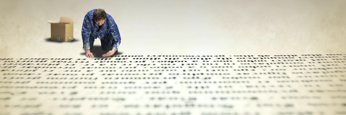 Ricerca ed eventualmente sostituisce una stringa specifica all'interno di tutti i file testuali di una cartella specificata, con le sue sottocartelle Uomo che compone testo su un enorme pavimento. Ricerca ed eventualmente sostituisce una stringa specifica all'interno di tutti i file testuali di una cartella specificata, con le sue sottocartelle